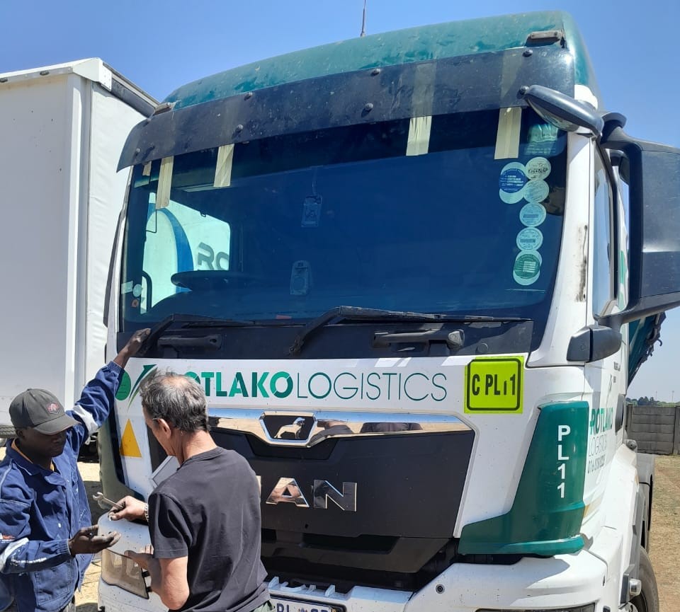 Truck Glass